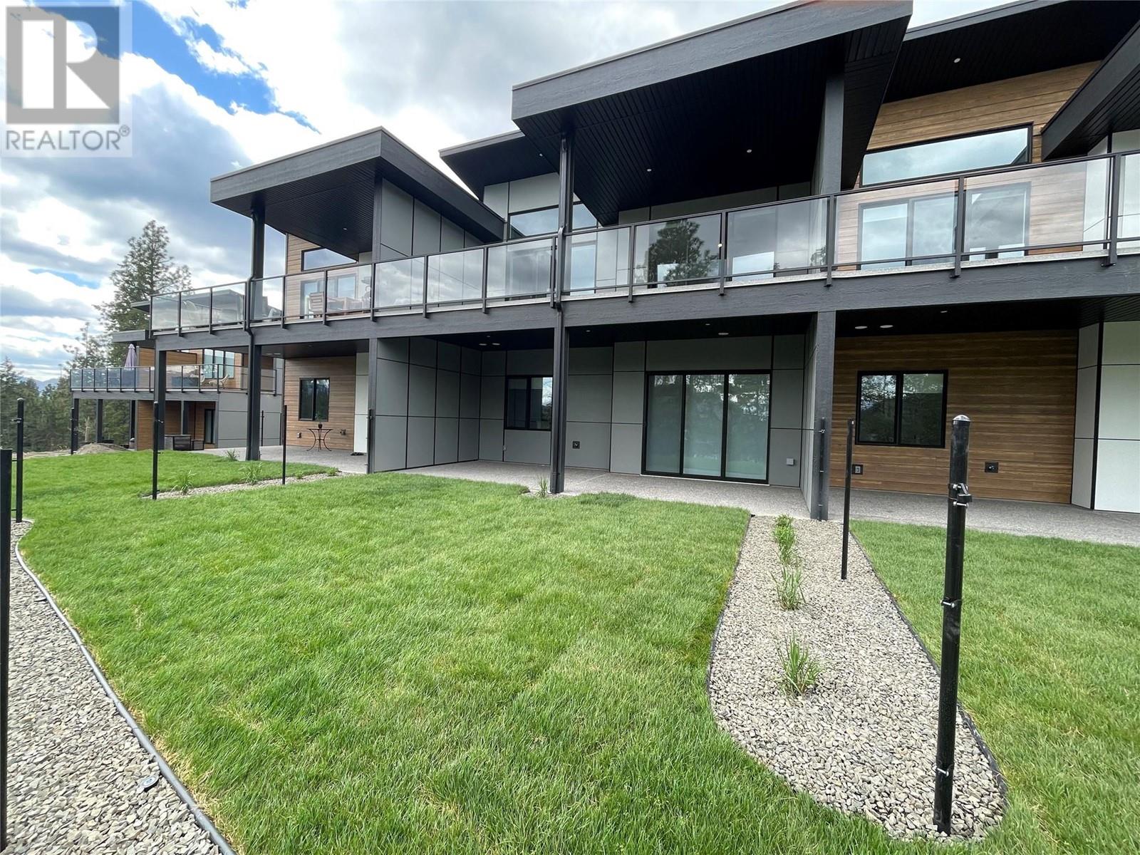 7 2835 Canyon Crest Drive, West Kelowna