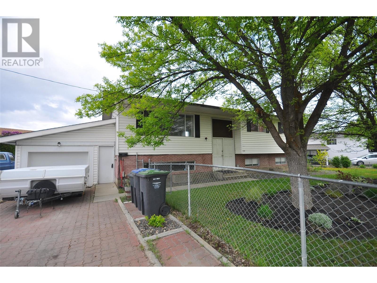 620 Rutland S Road, Kelowna