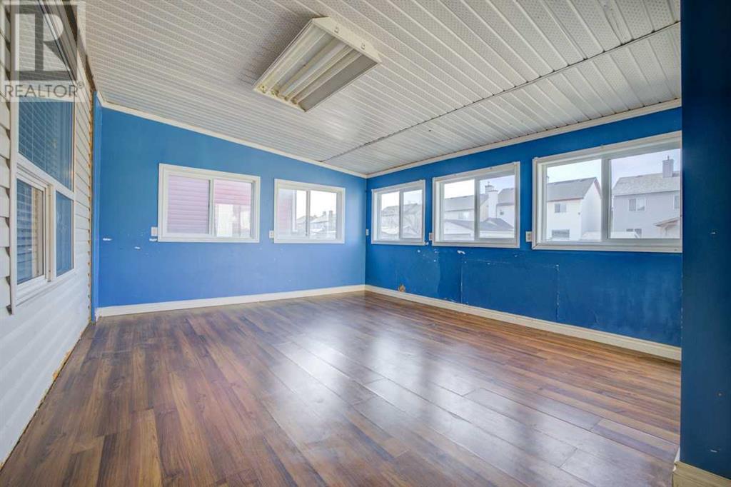 Single Family House for Sale in  Martha