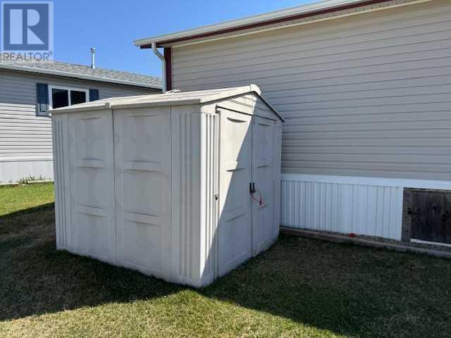 15 Mackenzie Way, Lacombe