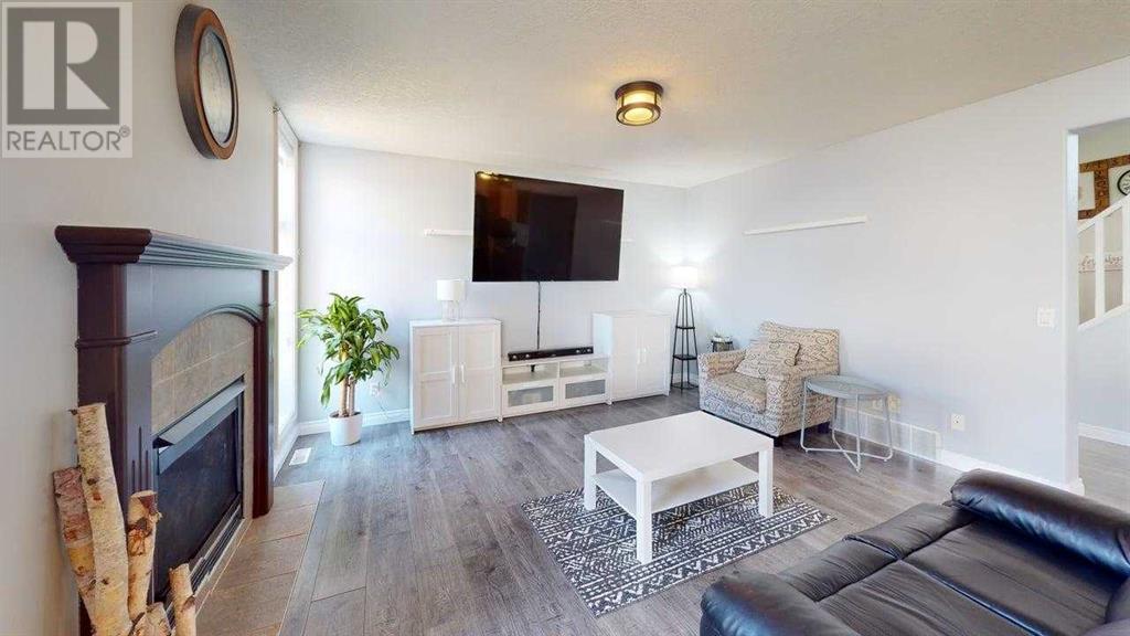 111 Lazarde Place, Fort McMurray