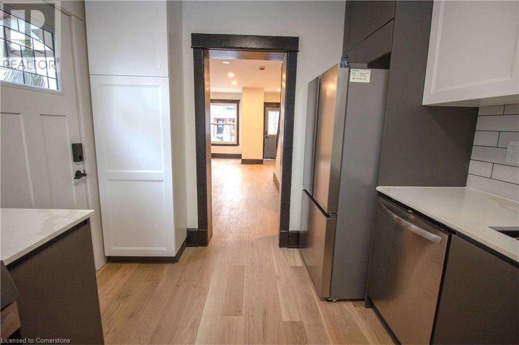 Photo 13 of 757 Cannon Street E, Hamilton ON