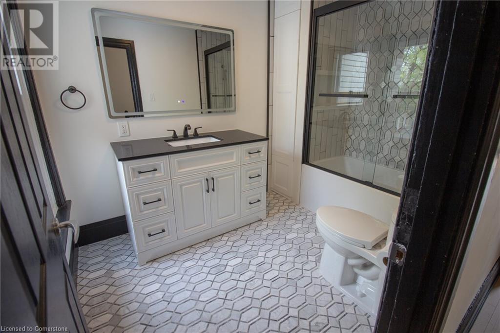 Photo 15 of 757 Cannon Street E, Hamilton ON