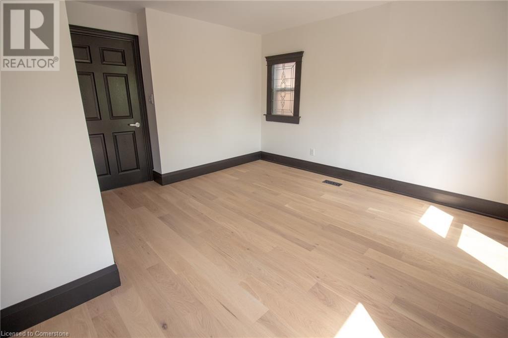 Photo 19 of 757 Cannon Street E, Hamilton ON