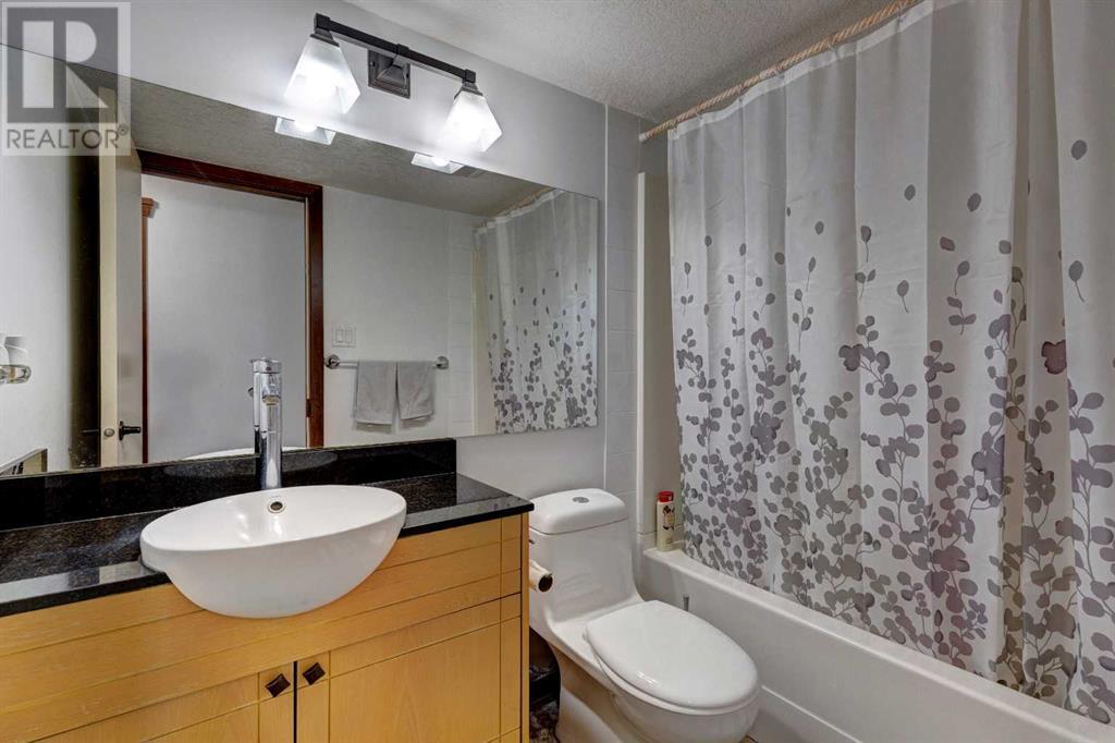 Single Family House for Sale in    Avenue SW Kingsland Calgary 