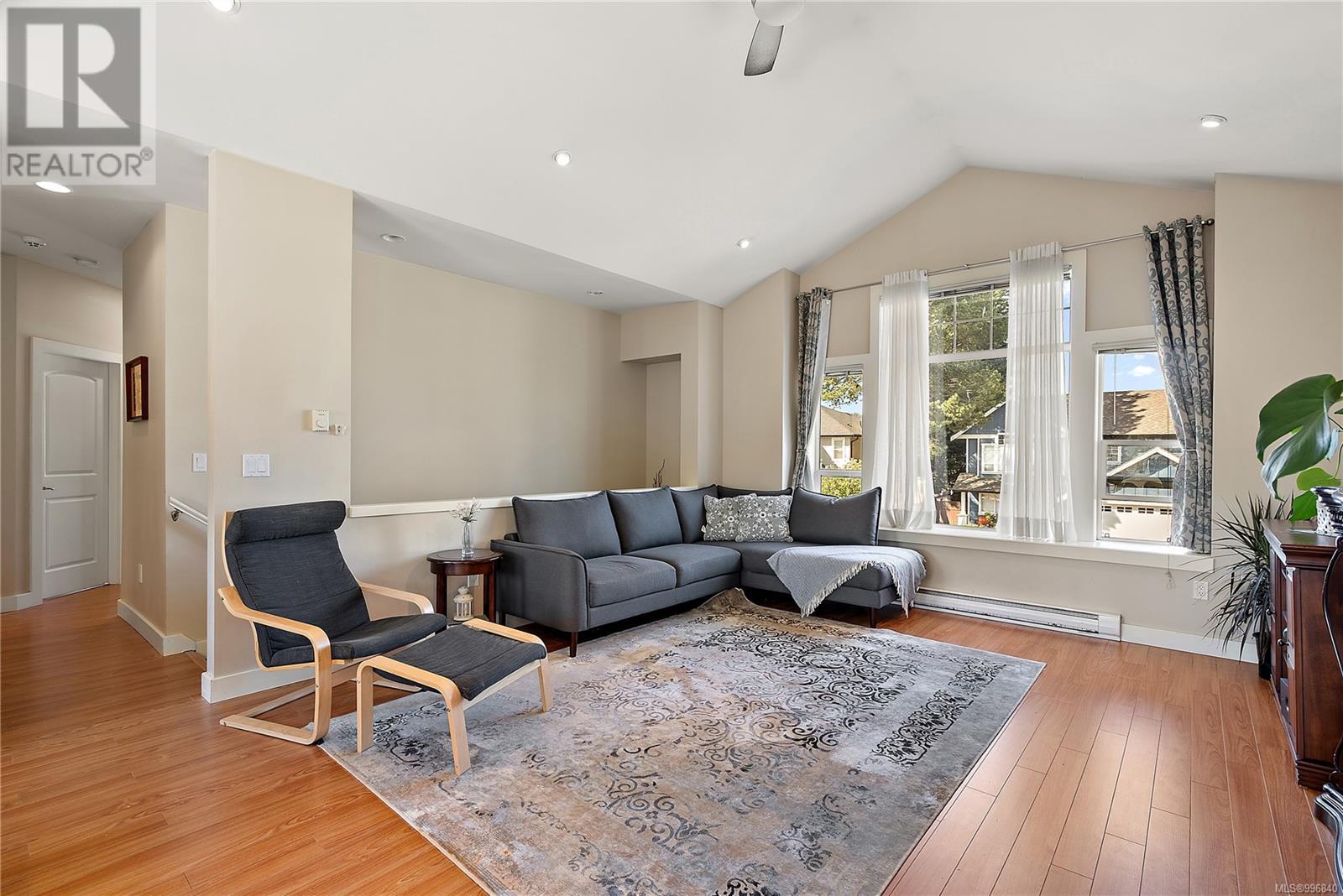 1017 Sandalwood Crt, Langford