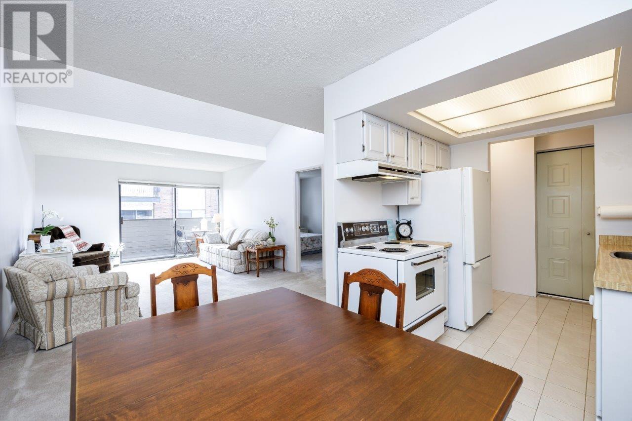 322 206 E 15TH STREET, North Vancouver real estate listing R2991671