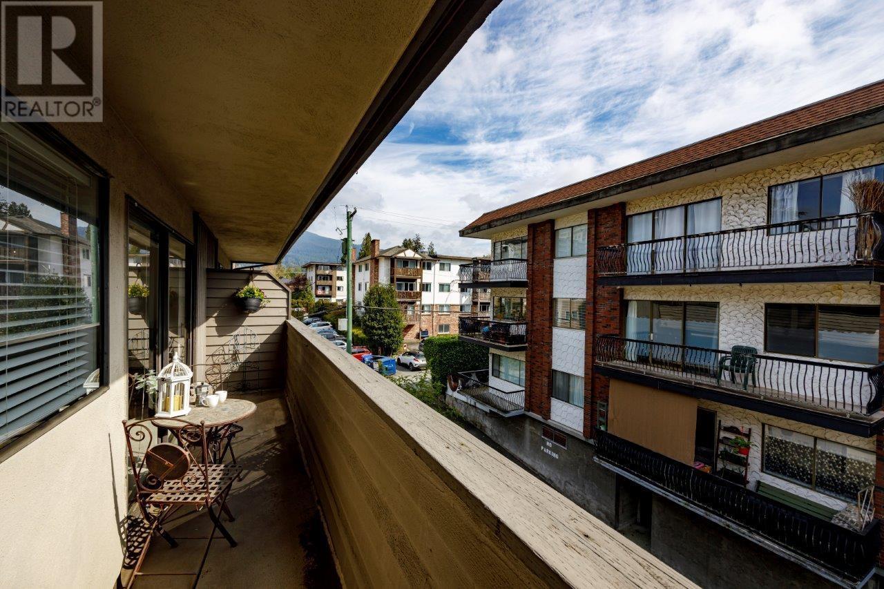 322 206 E 15TH STREET, North Vancouver real estate listing R2991671