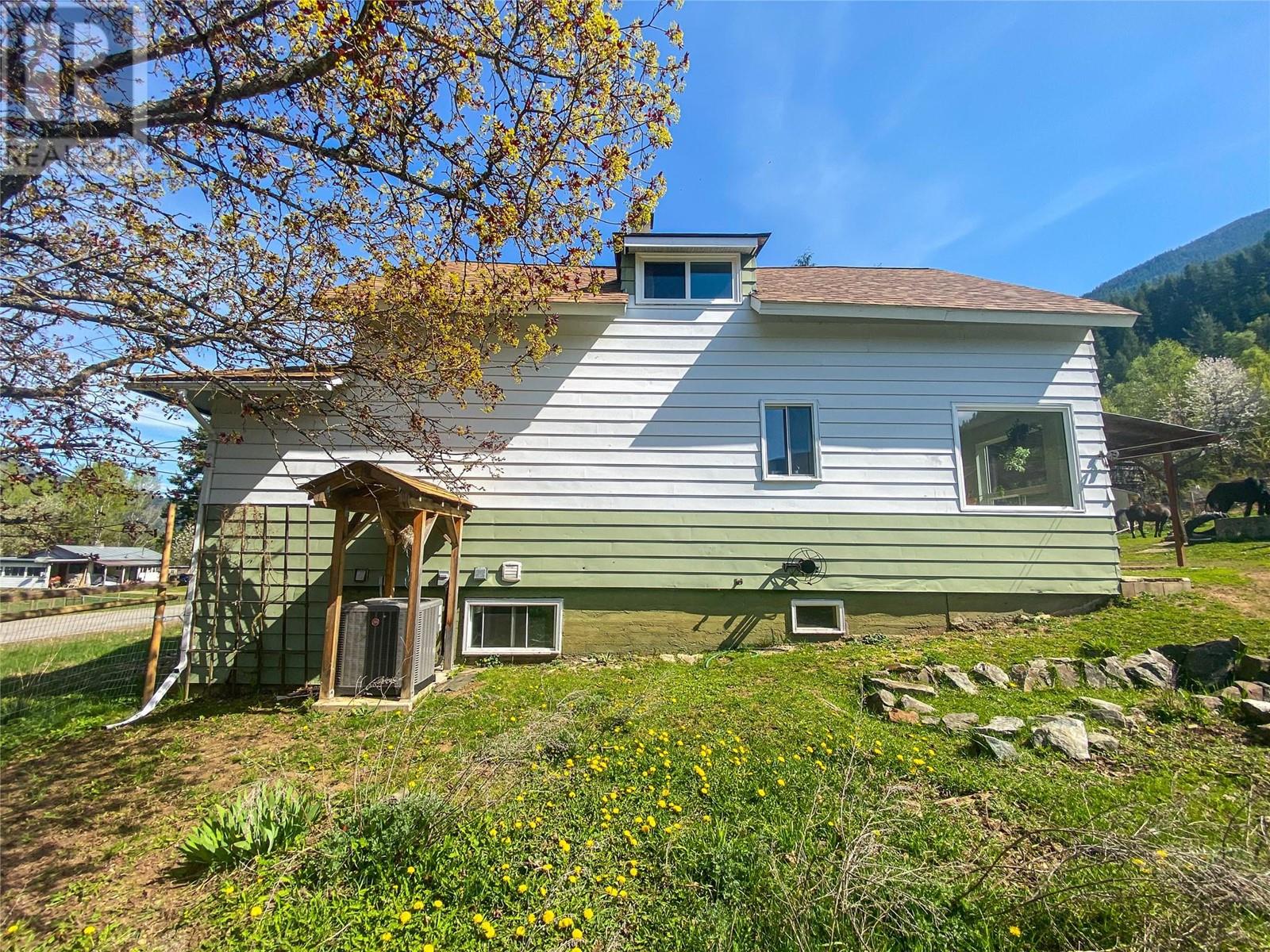 Photo 16 of 2158 Makonin Road, Glade BC