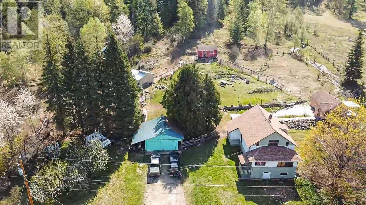 Photo 8 of 2158 Makonin Road, Glade BC