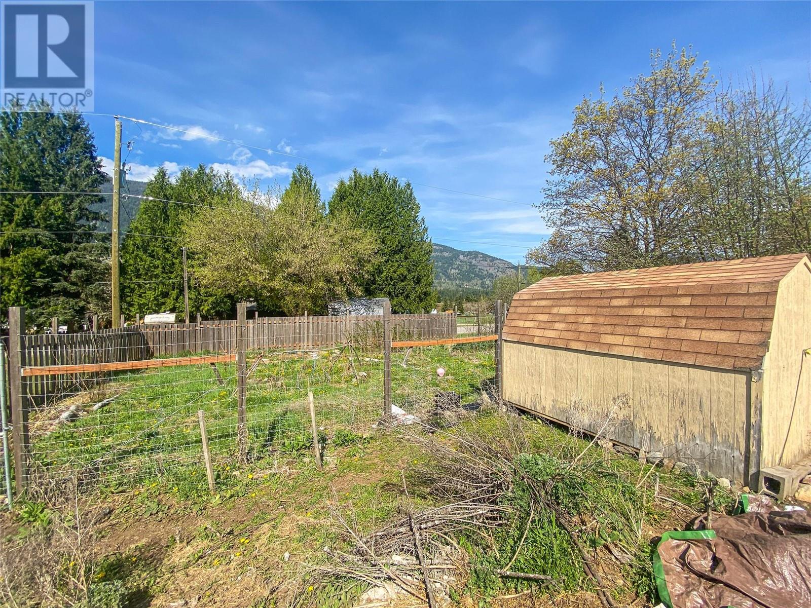 Photo 18 of 2158 Makonin Road, Glade BC