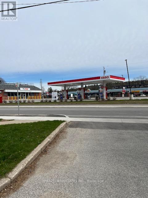 Photo 13 of 121 Grey Rd 17 B, Owen Sound ON