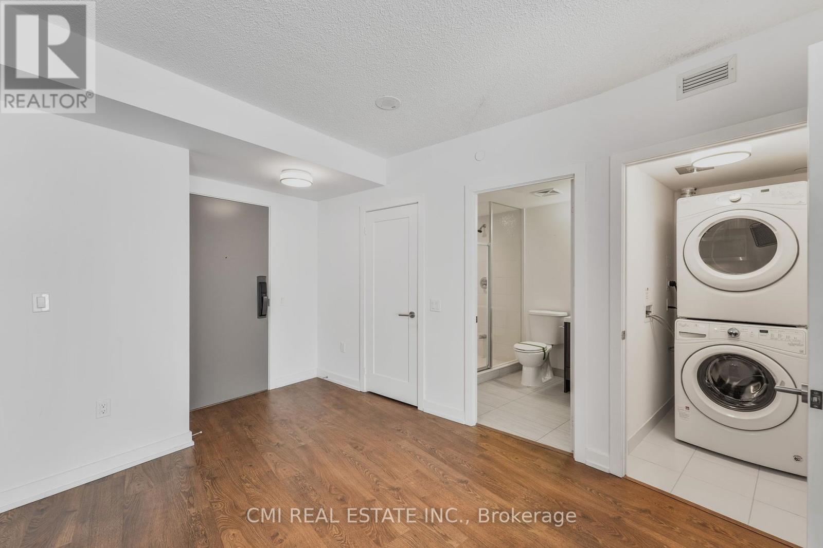 Photo 20 of 1109 10 York Street, Toronto ON