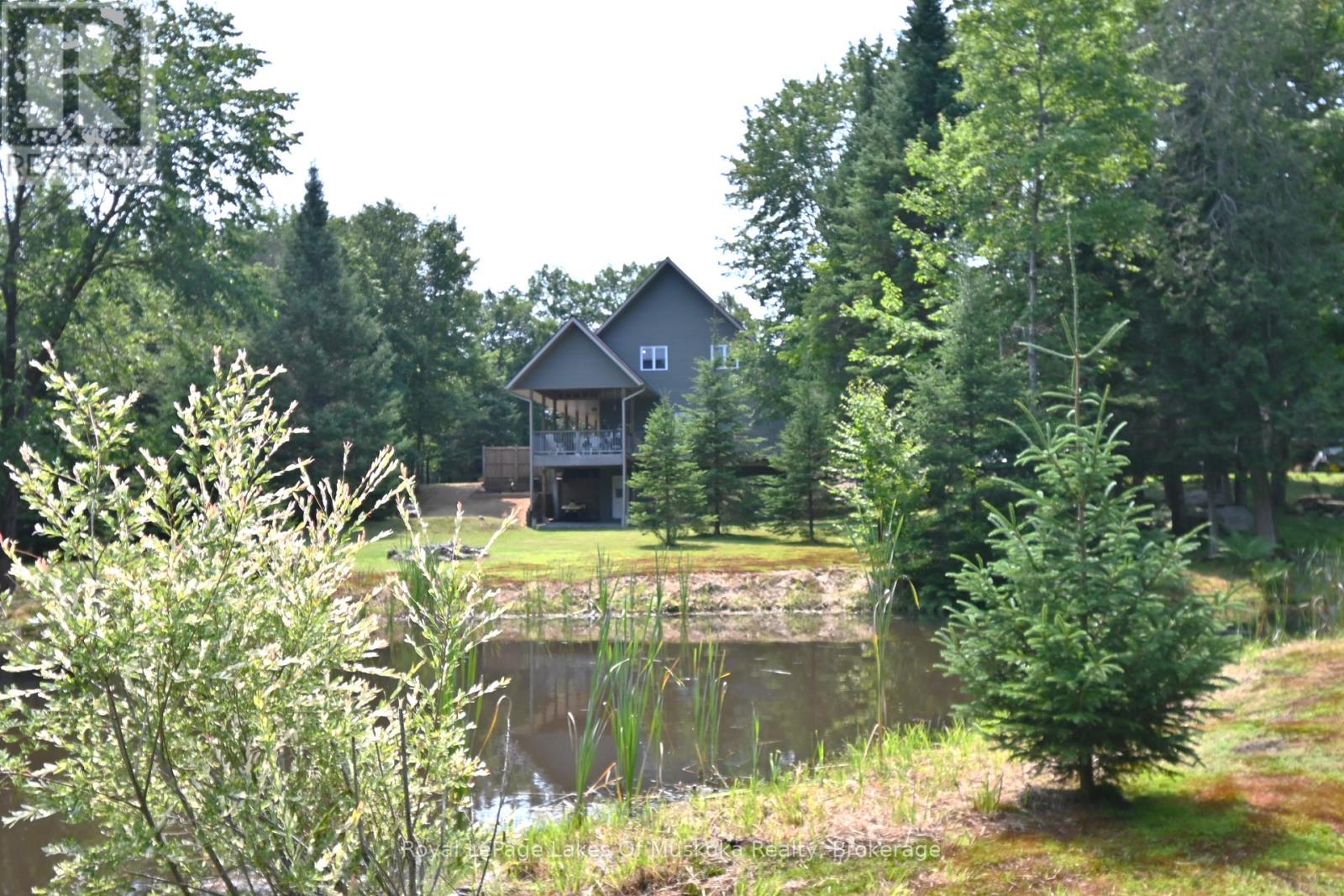 Photo 28 of 2411 Hwy 118 E Highway, Bracebridge ON