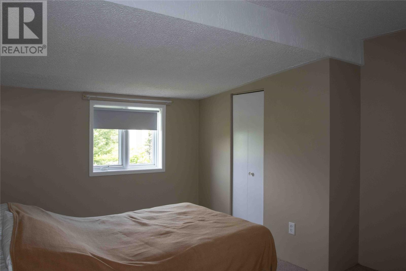 13 Confederation Drive - 9
