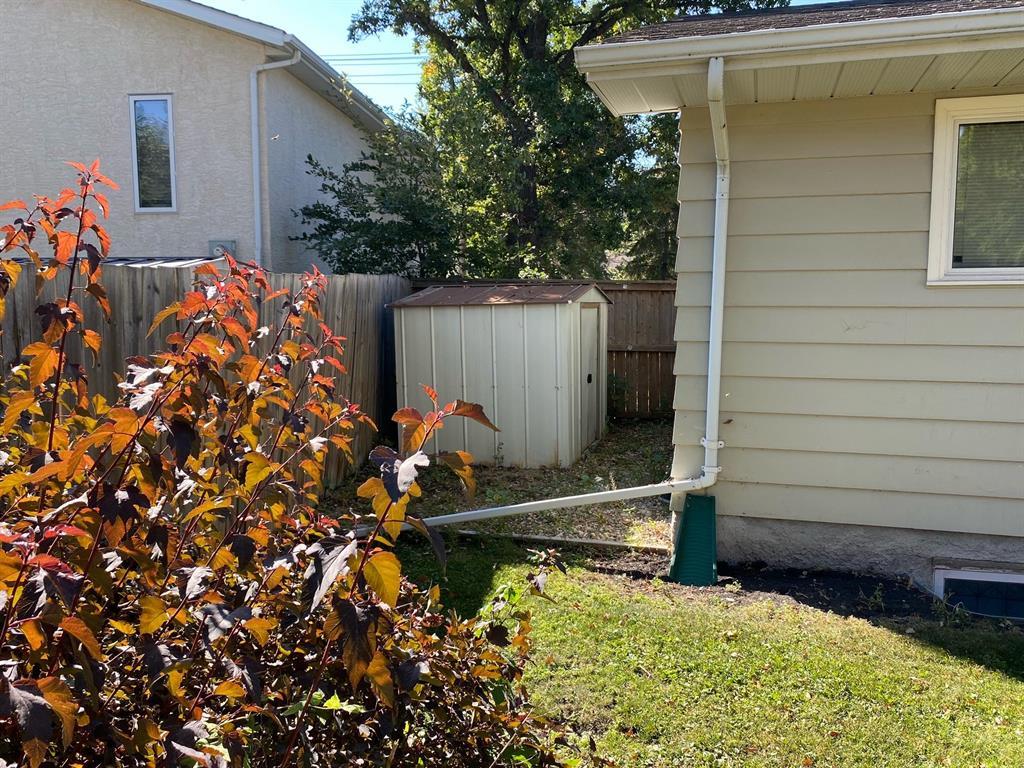 Photo 22 of 5725 Roblin Boulevard, Winnipeg MB