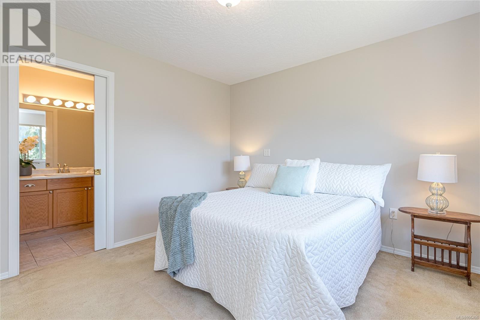 Photo 10 of 1782 Martini Way, Qualicum Beach BC