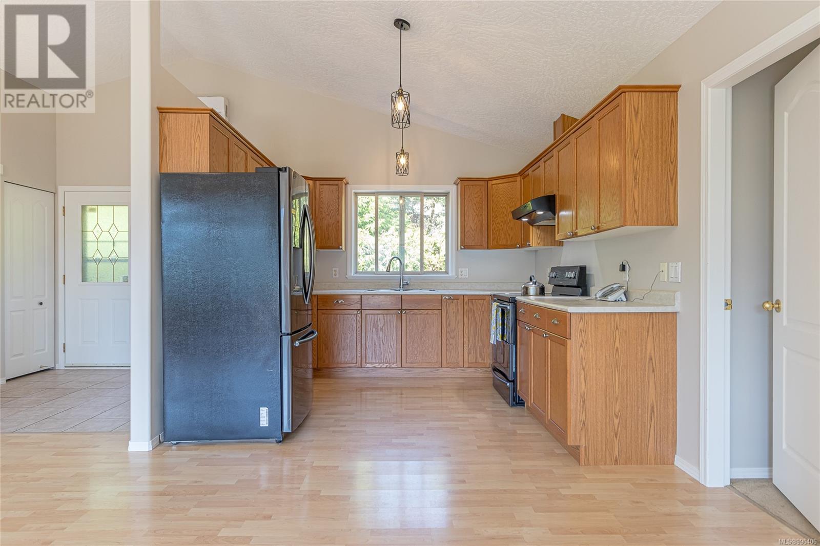 Photo 21 of 1782 Martini Way, Qualicum Beach BC
