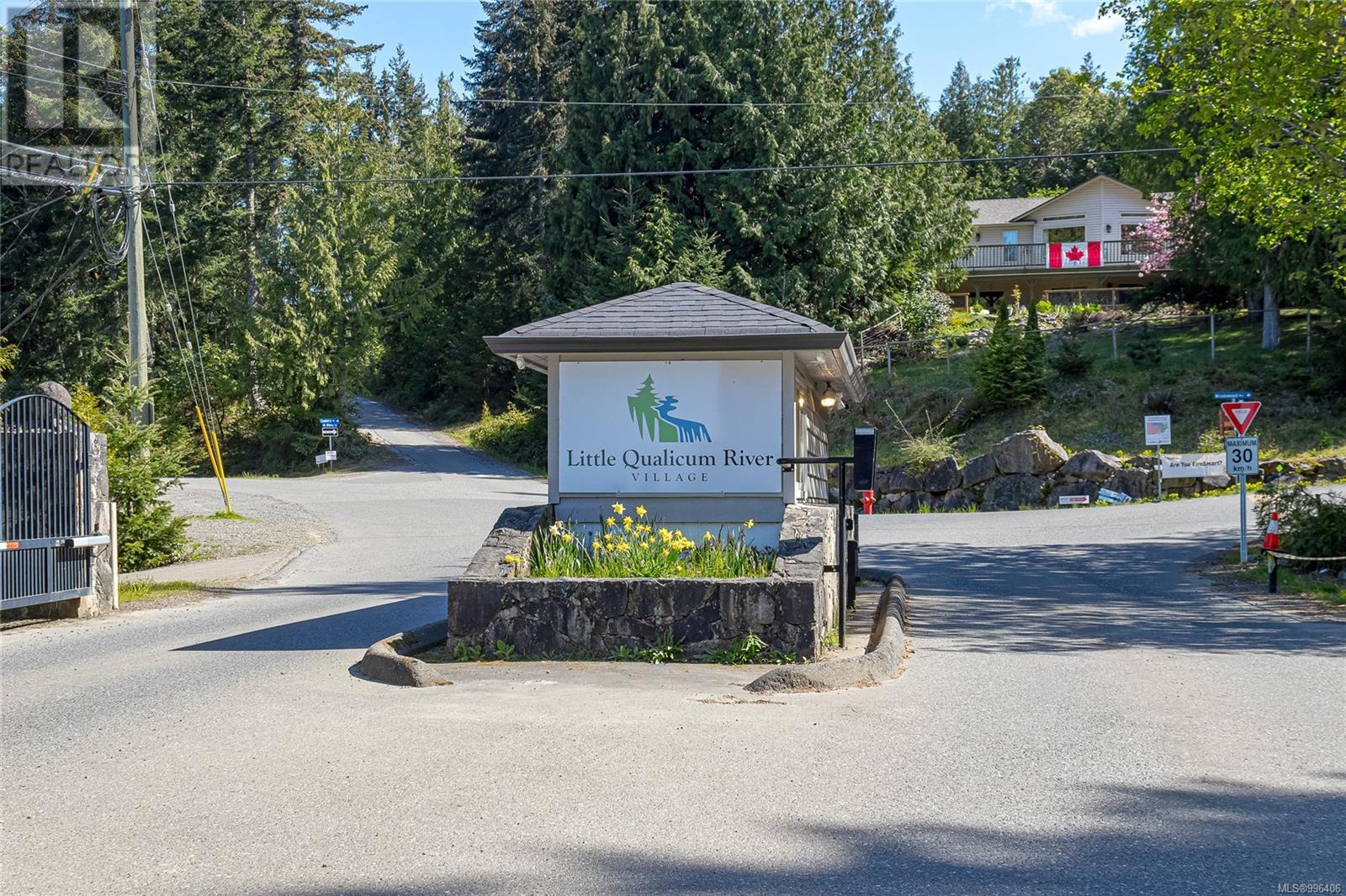 Photo 12 of 1782 Martini Way, Qualicum Beach BC