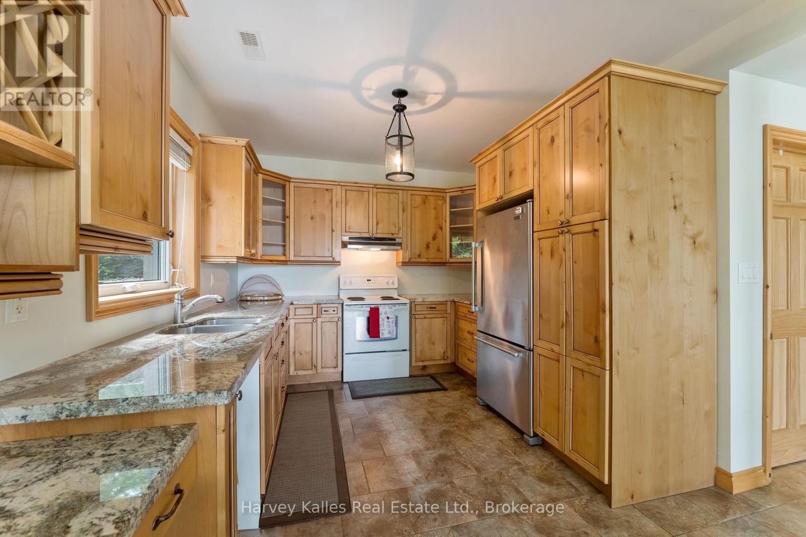 Photo 3 of 9 1161 Sandwood Road, Muskoka Lakes ON