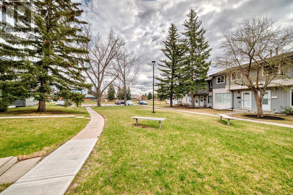 Single Family House for Sale in   Canyon Meadows Drive SW Canyon Meadows Calgary 