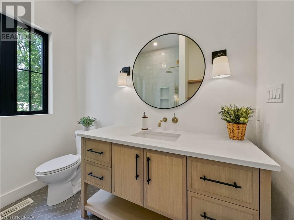 Photo 22 of 75 Grand River Street S, Paris ON