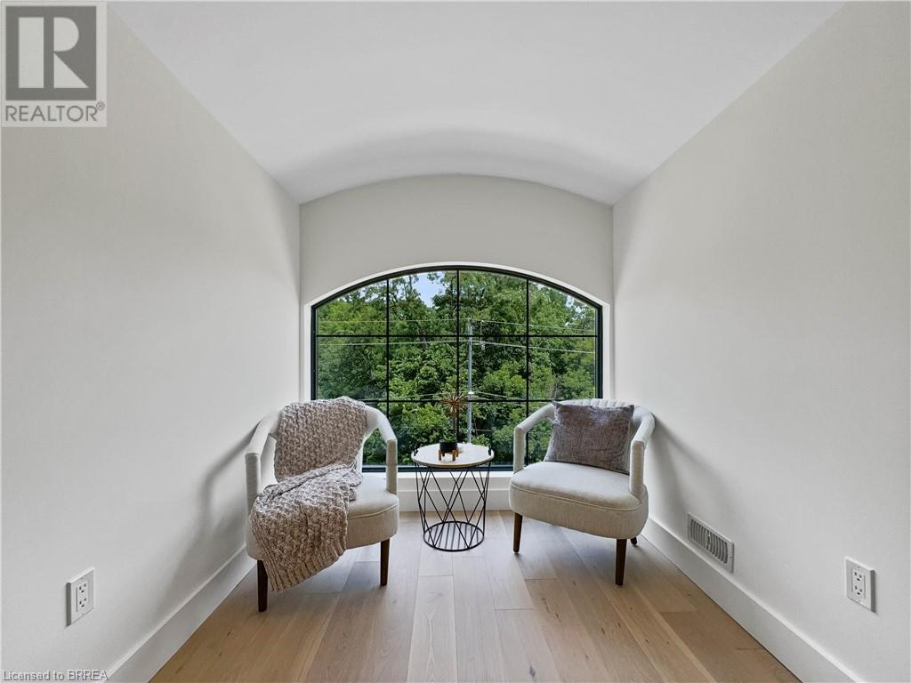 Photo 37 of 75 Grand River Street S, Paris ON
