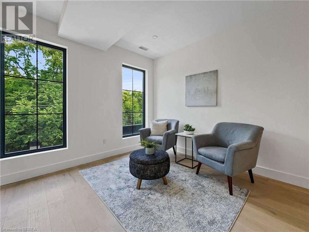 Photo 40 of 75 Grand River Street S, Paris ON