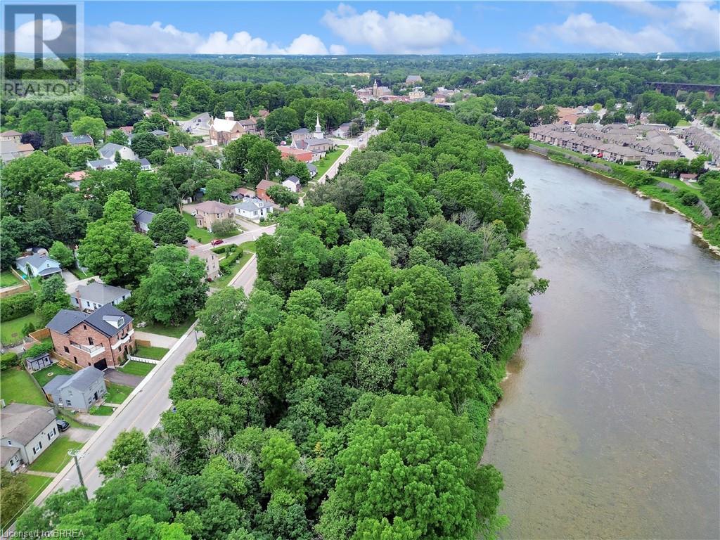 Photo 49 of 75 Grand River Street S, Paris ON