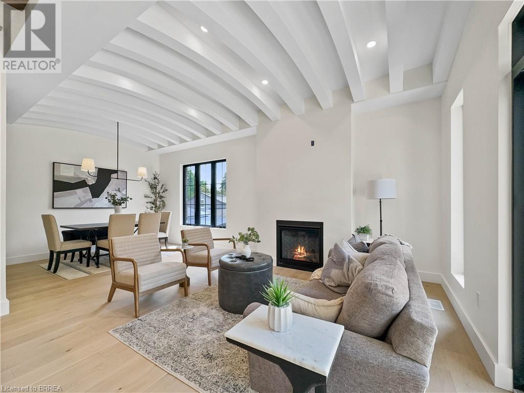 Photo 8 of 75 Grand River Street S, Paris ON
