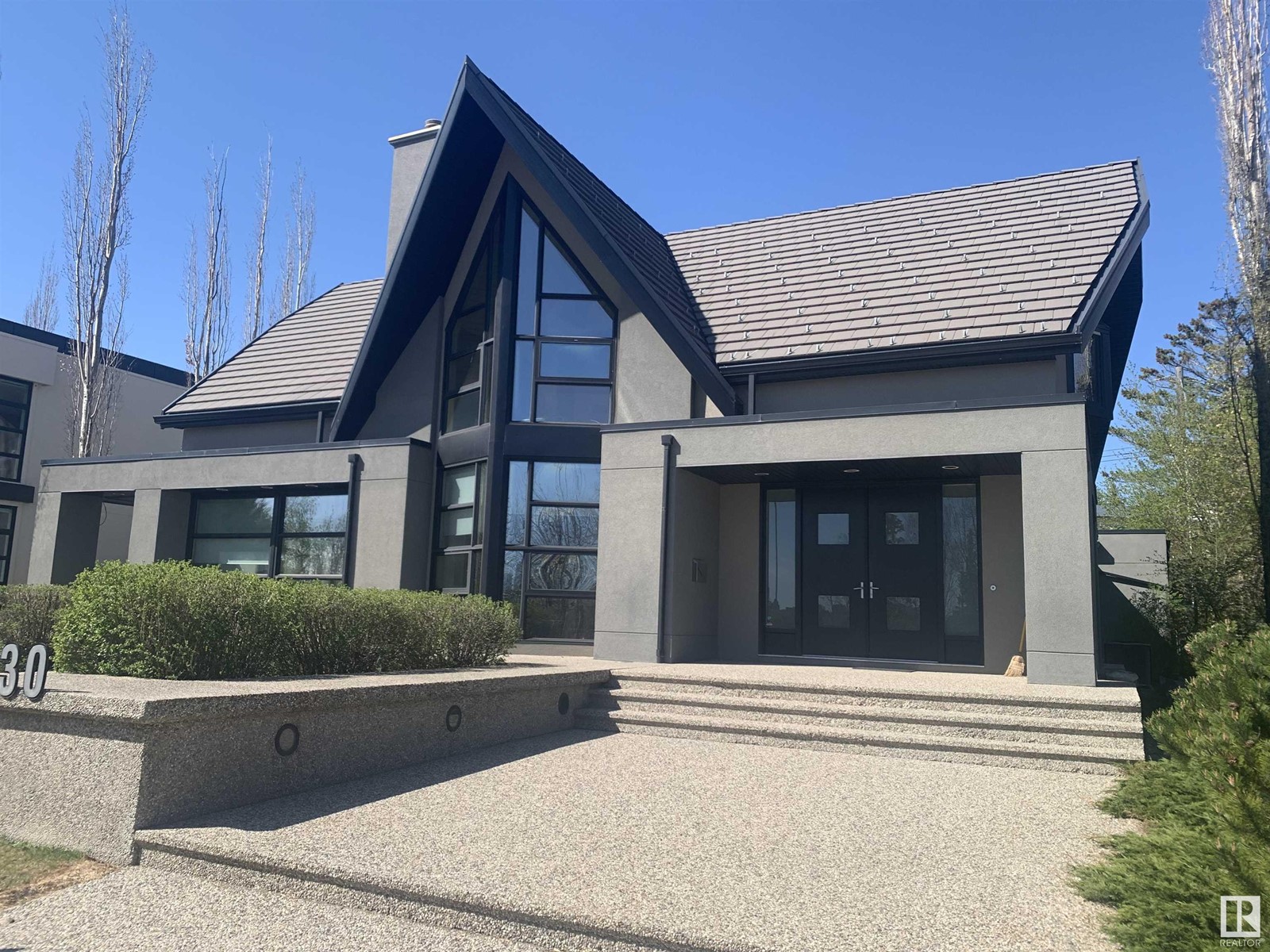 9130 VALLEYVIEW DR NW, Edmonton