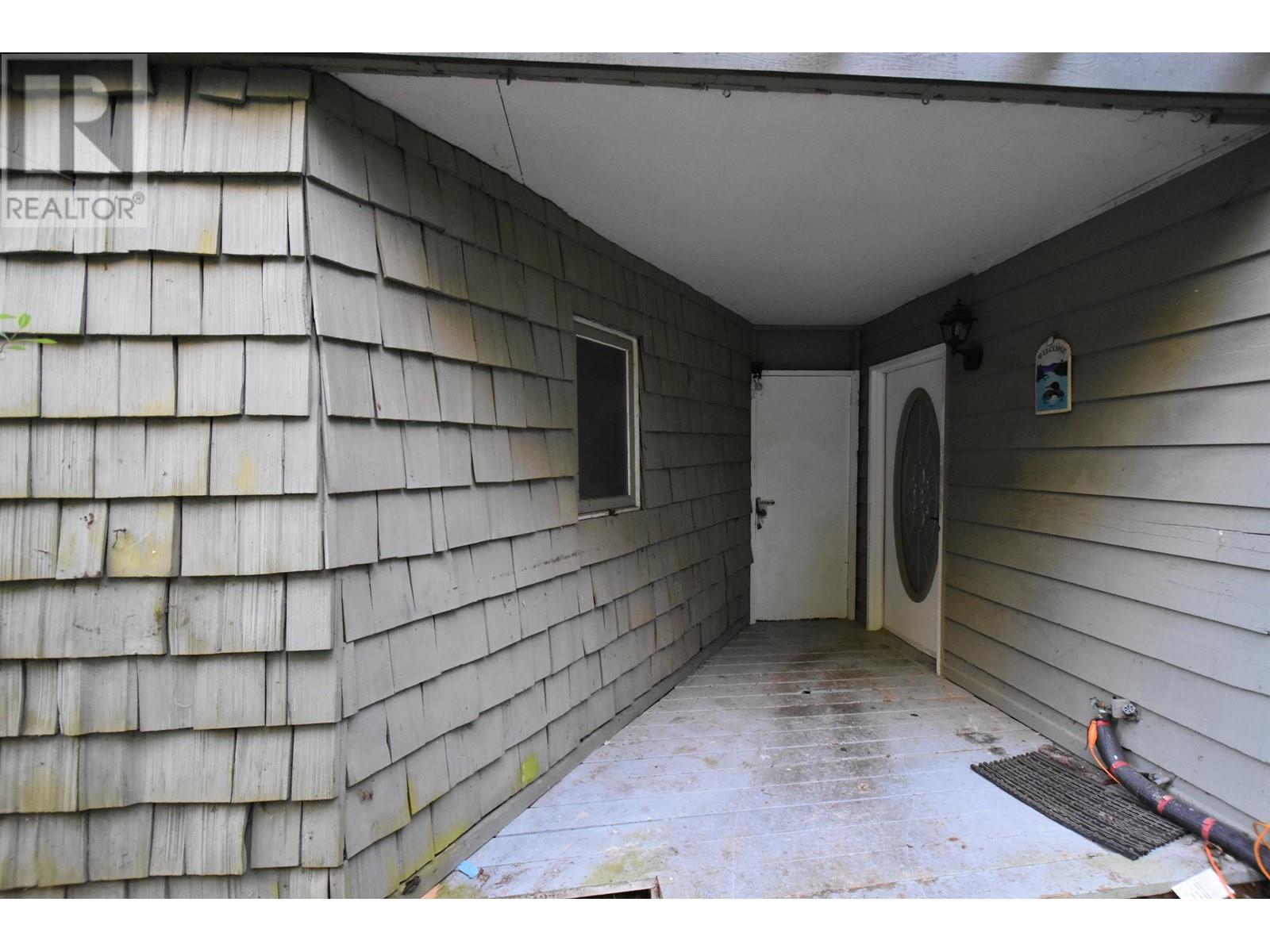 2240 OLDERSHAW ROAD, Roberts Creek