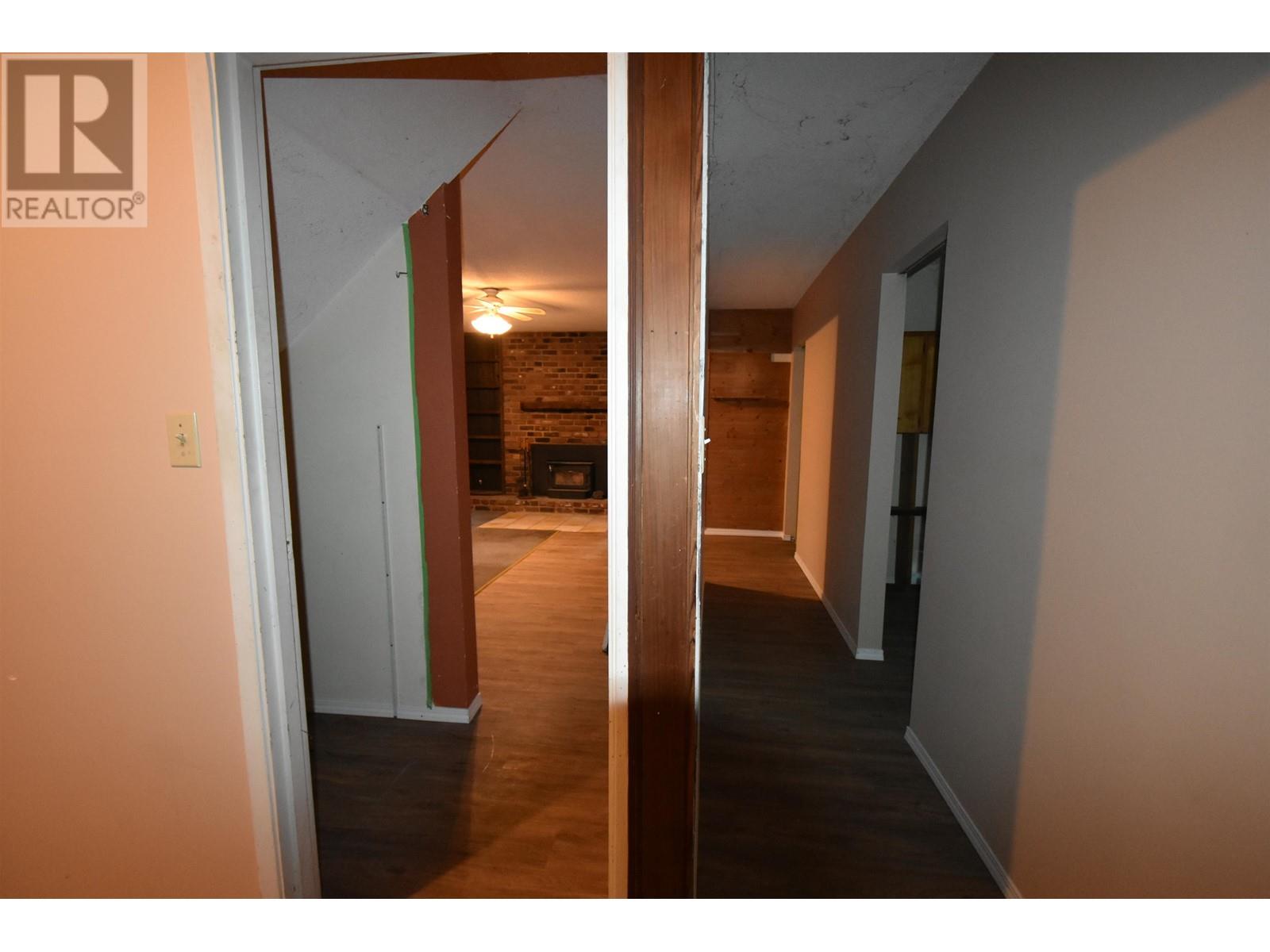 2240 OLDERSHAW ROAD, Roberts Creek
