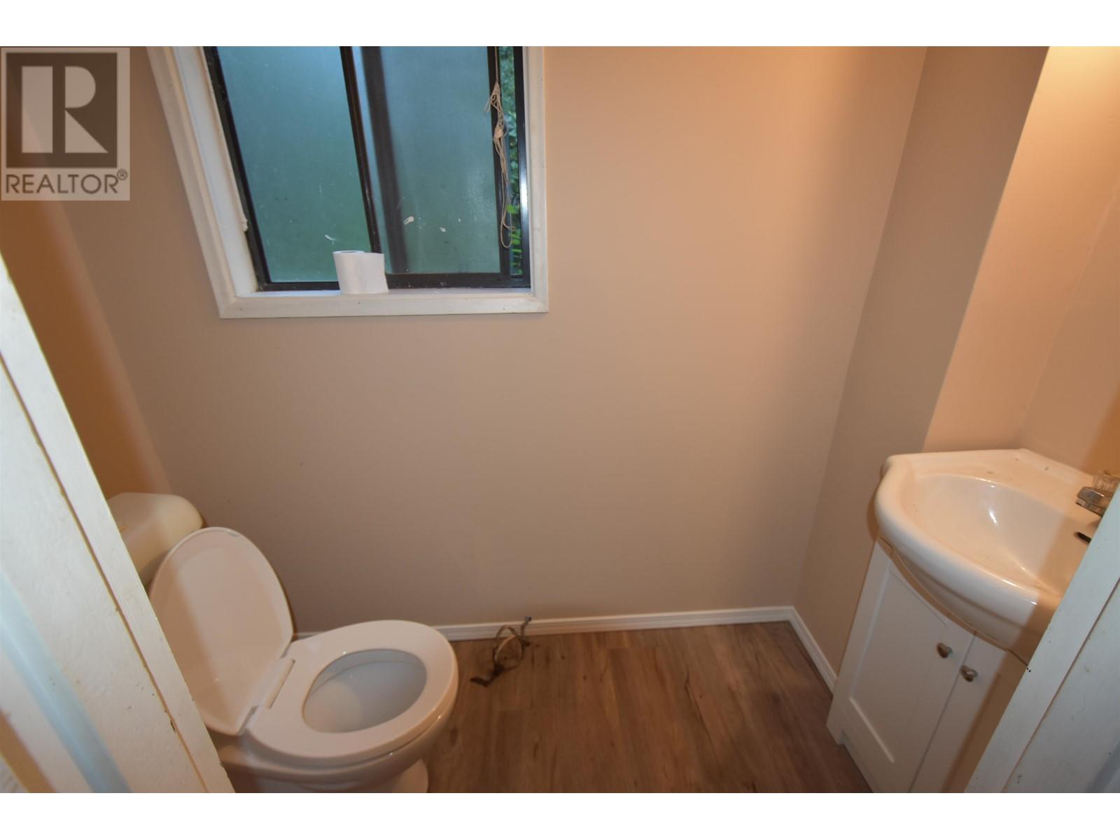 2240 OLDERSHAW ROAD, Roberts Creek