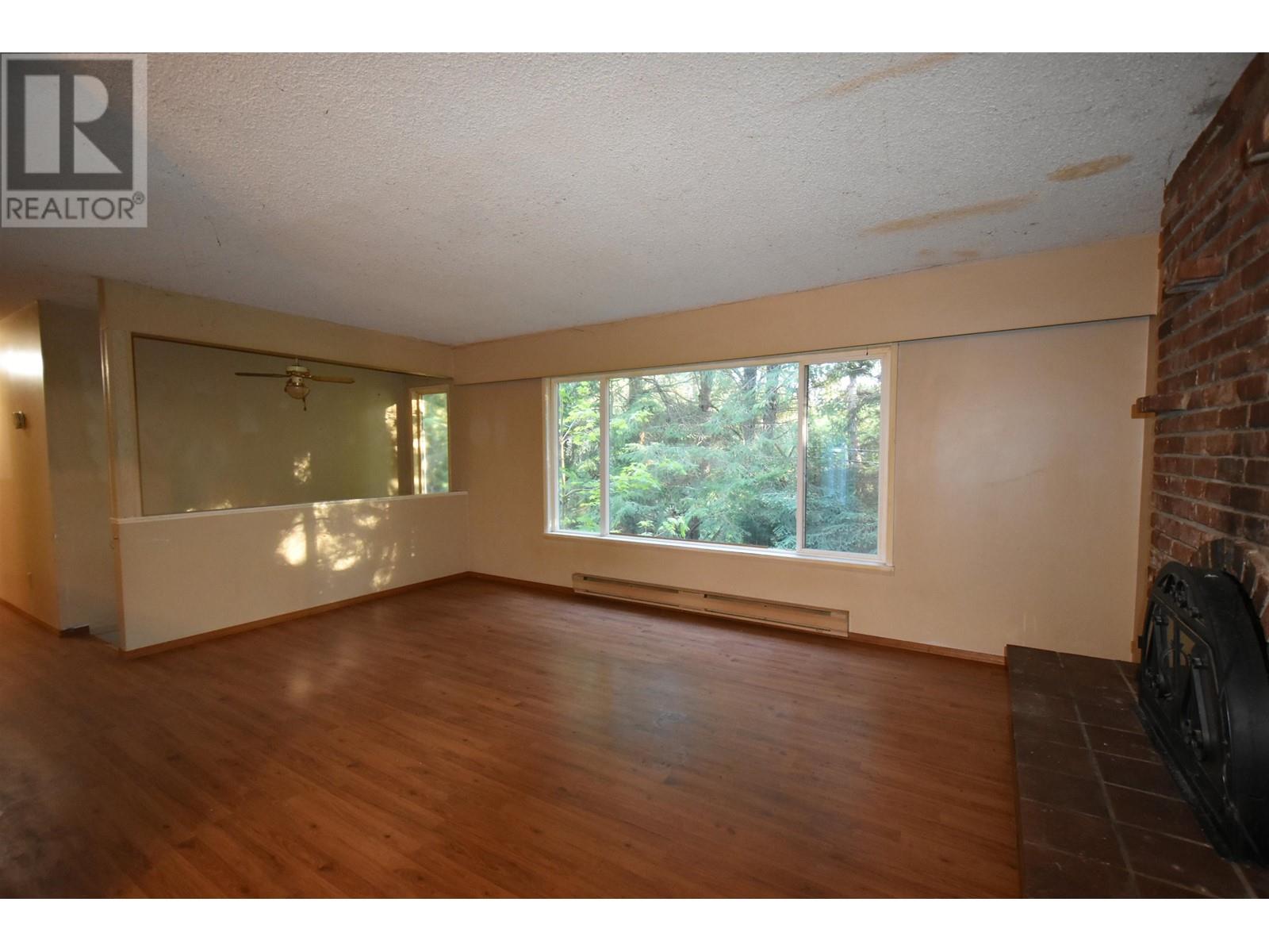 2240 OLDERSHAW ROAD, Roberts Creek