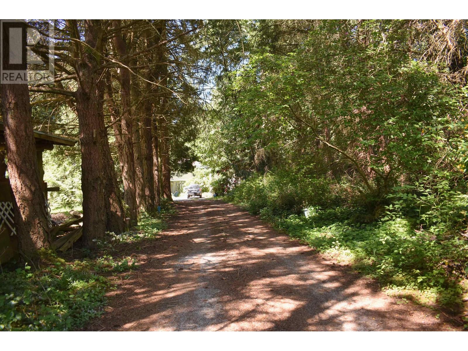 2240 OLDERSHAW ROAD, Roberts Creek