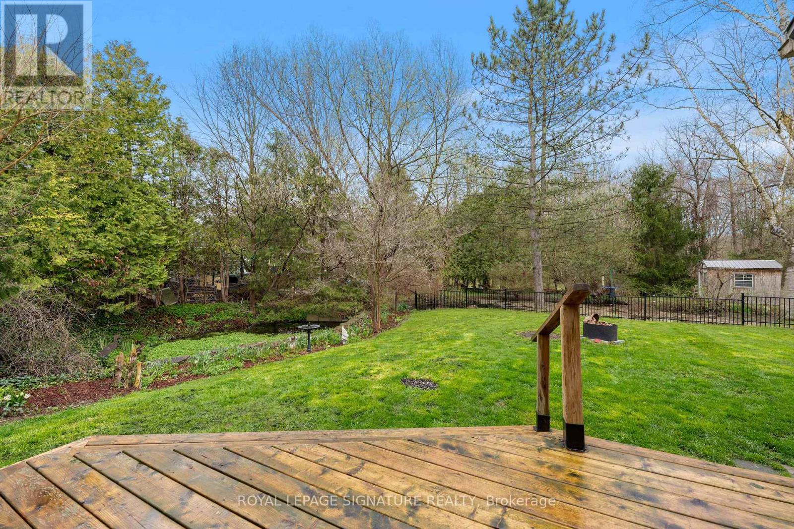 Photo 29 of 425 Norfolk Street S, Norfolk ON
