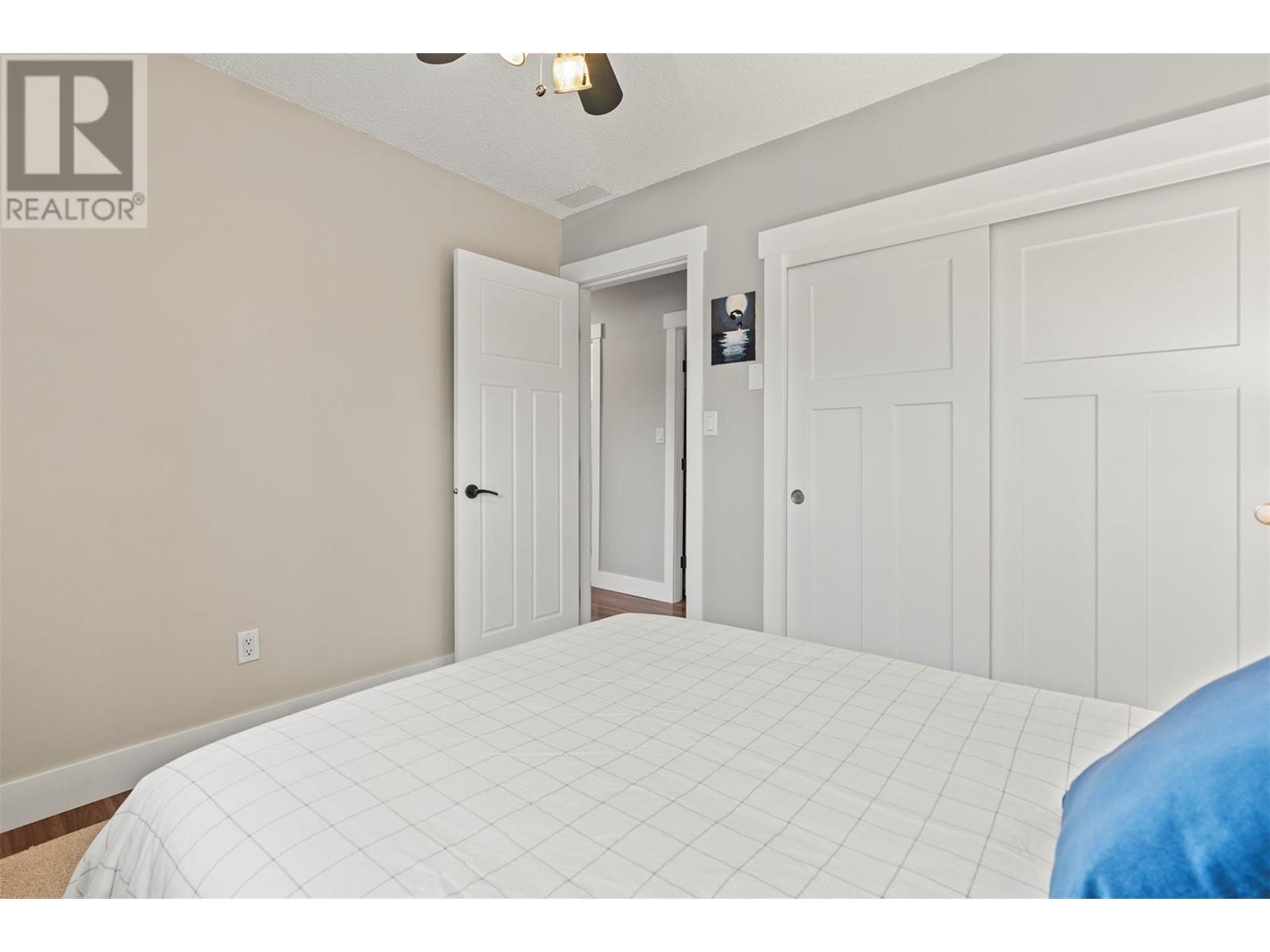  10809 Sherman Drive, Lake Country