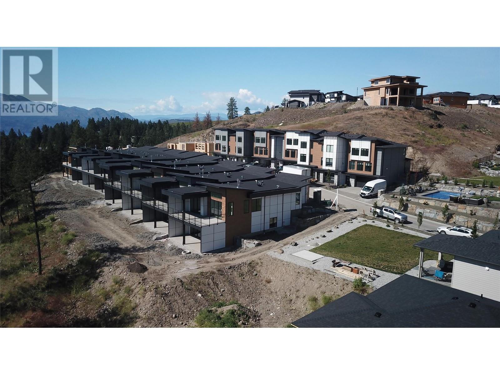 2 2835 Canyon Crest Drive, West Kelowna
