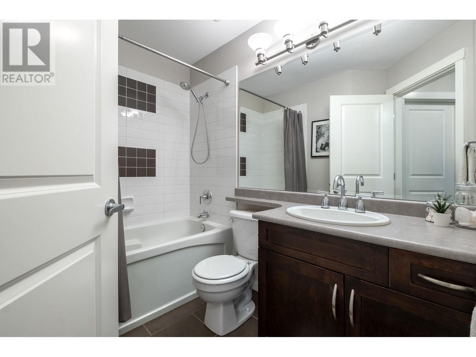 5 55 HAWTHORN DRIVE, Port Moody real estate listing R2996069