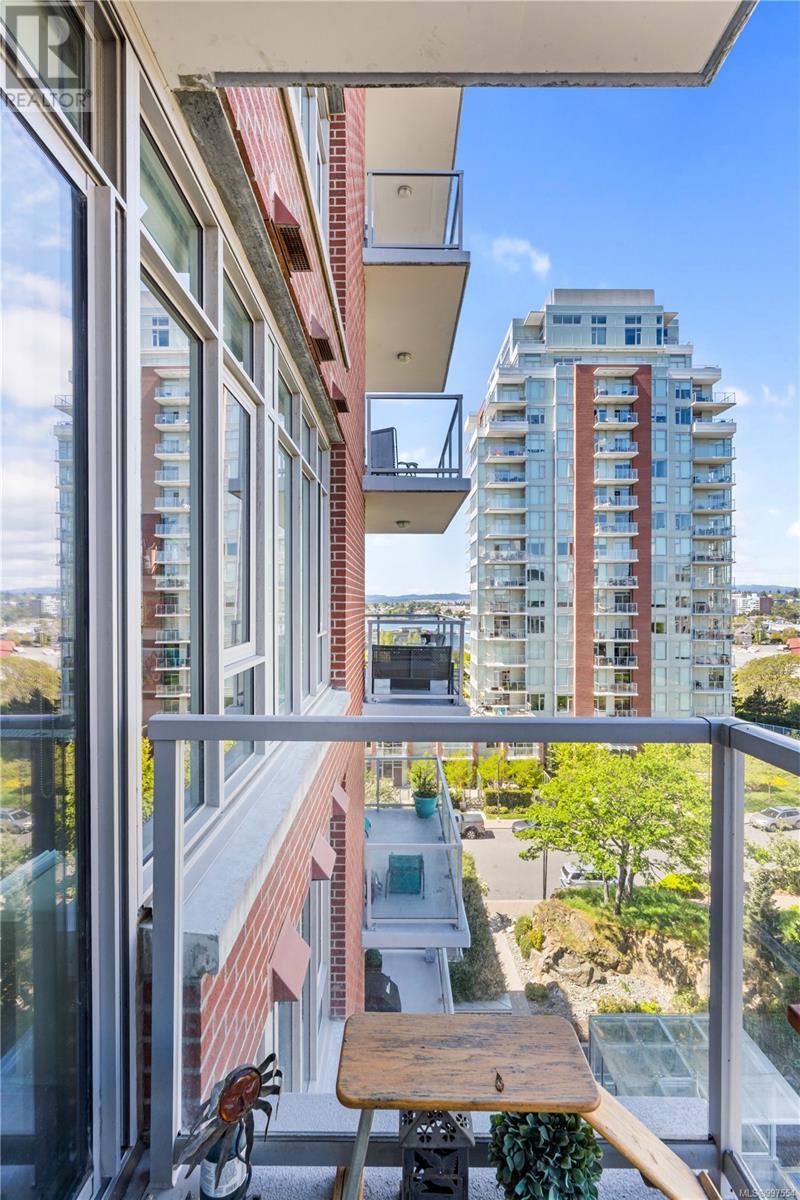 705 83 Saghalie Rd, Victoria