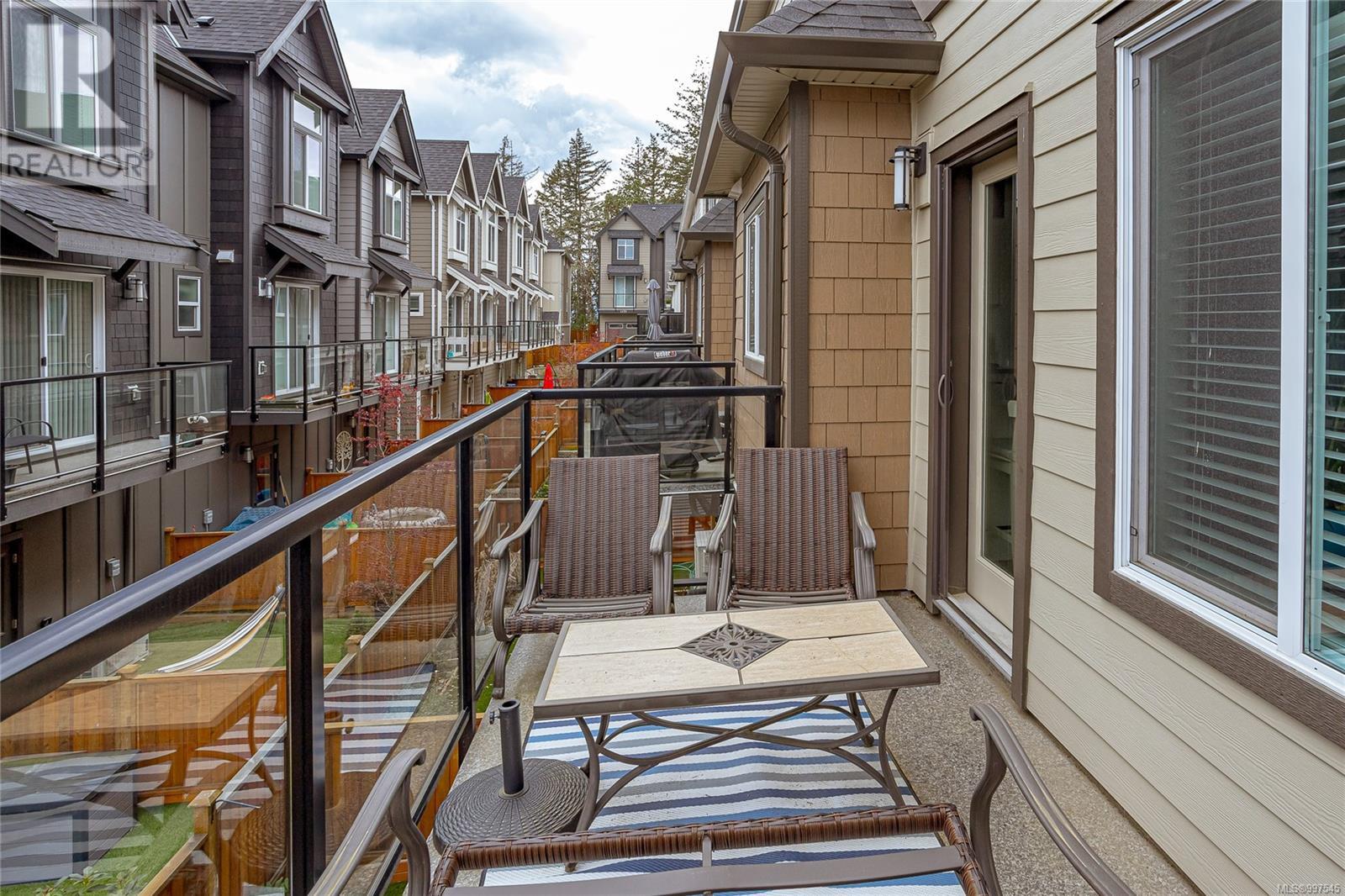  1212 Moonstone Loop, Langford