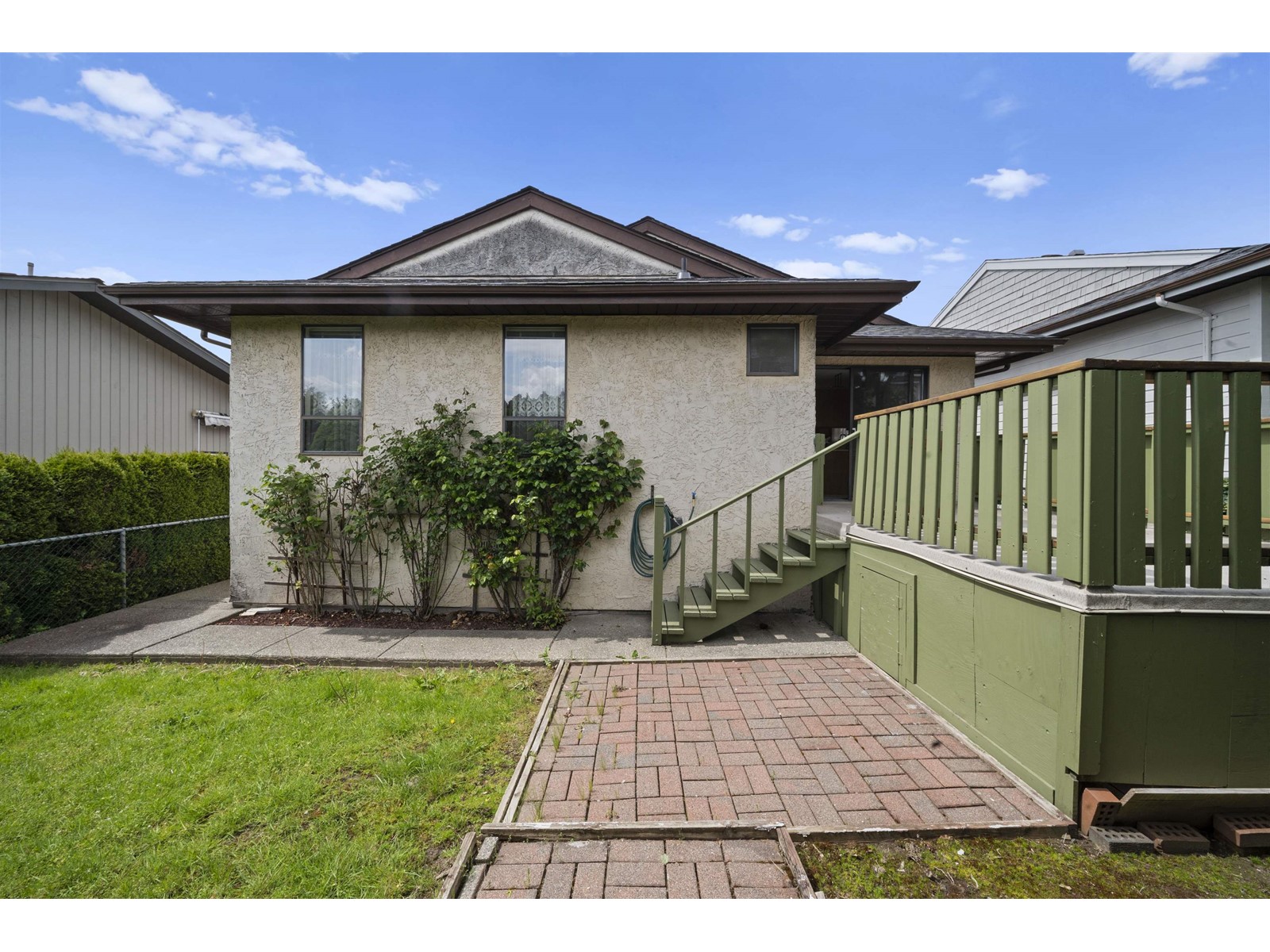 Photo 33 of 6760 197 Street, Langley BC