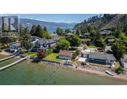 19235 Lakeshore Drive North, Summerland