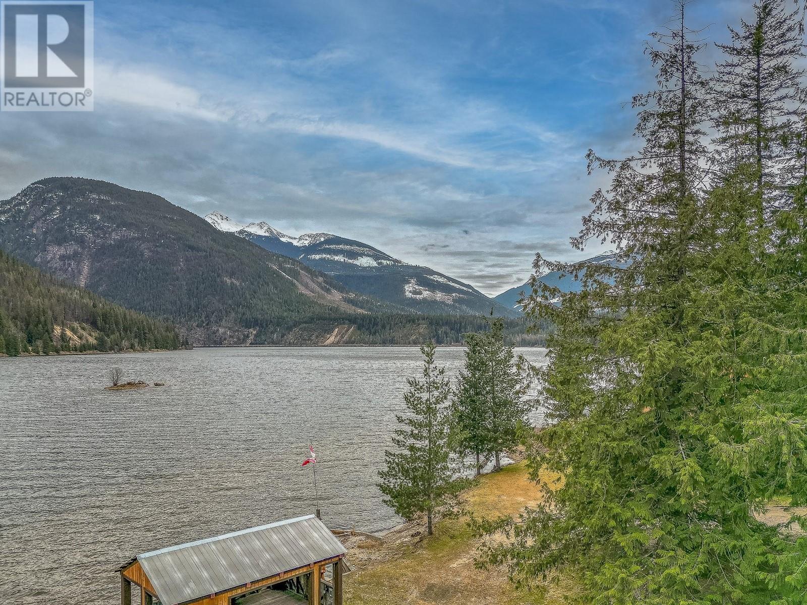 8323 Trans Canada Highway, Revelstoke