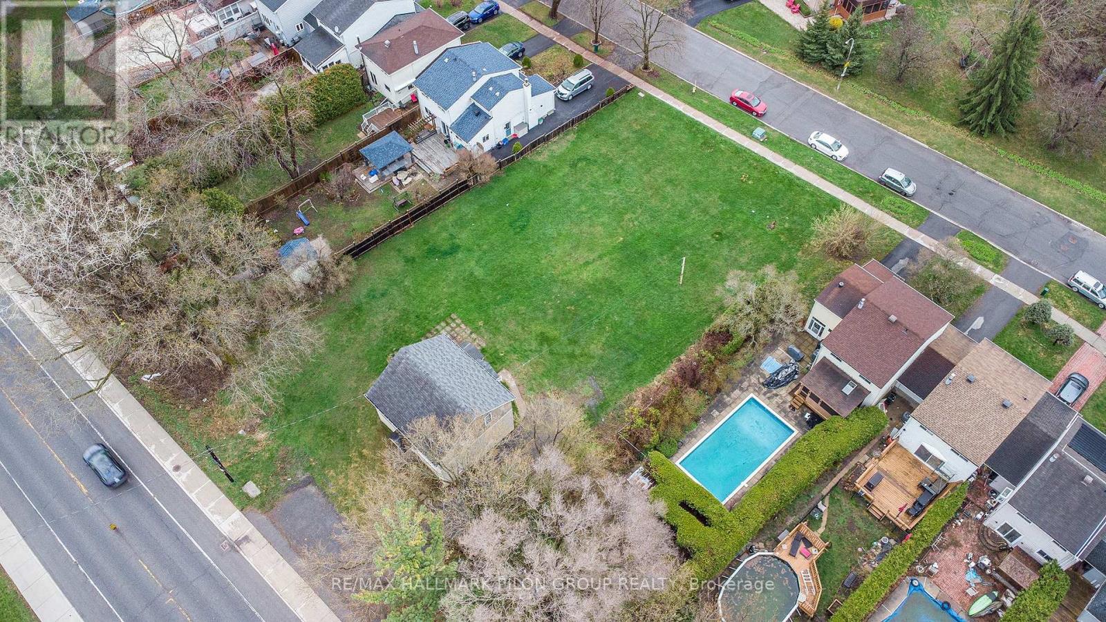 Photo 10 of 2446 Innes Road, Ottawa ON