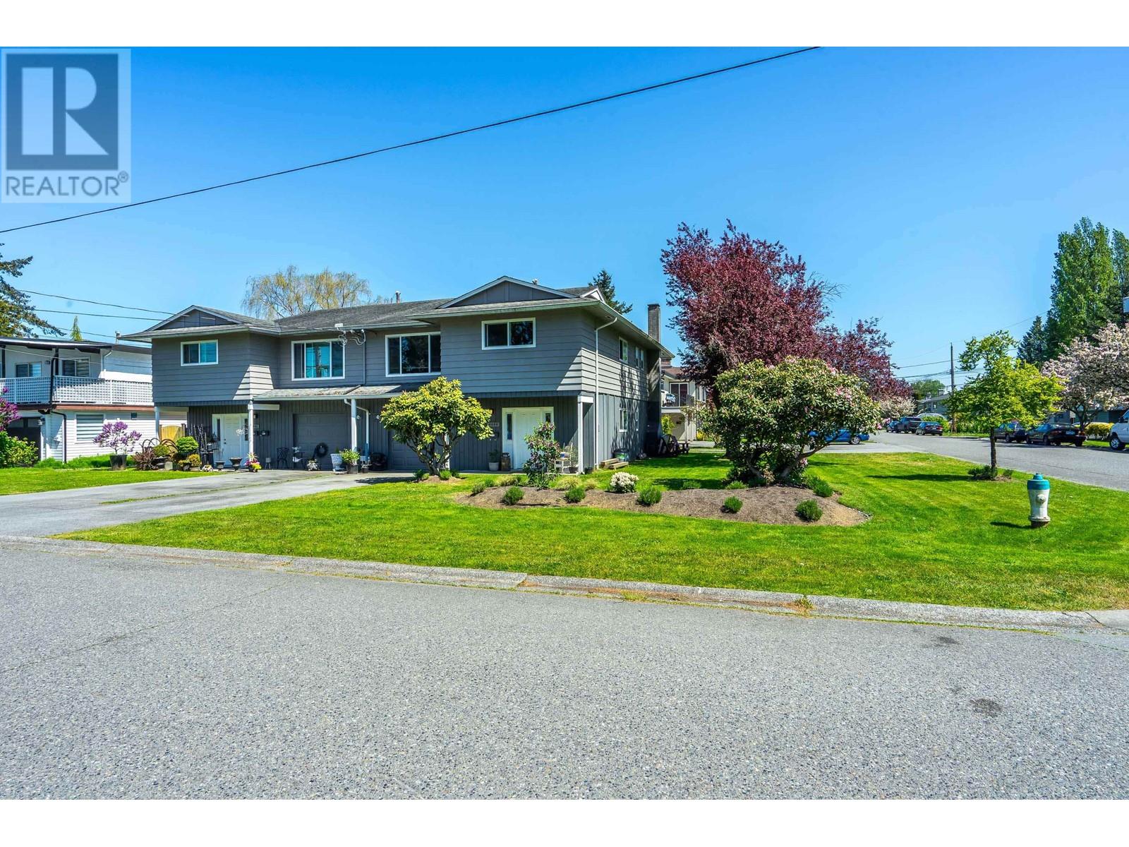 4444 54A Street, Ladner
