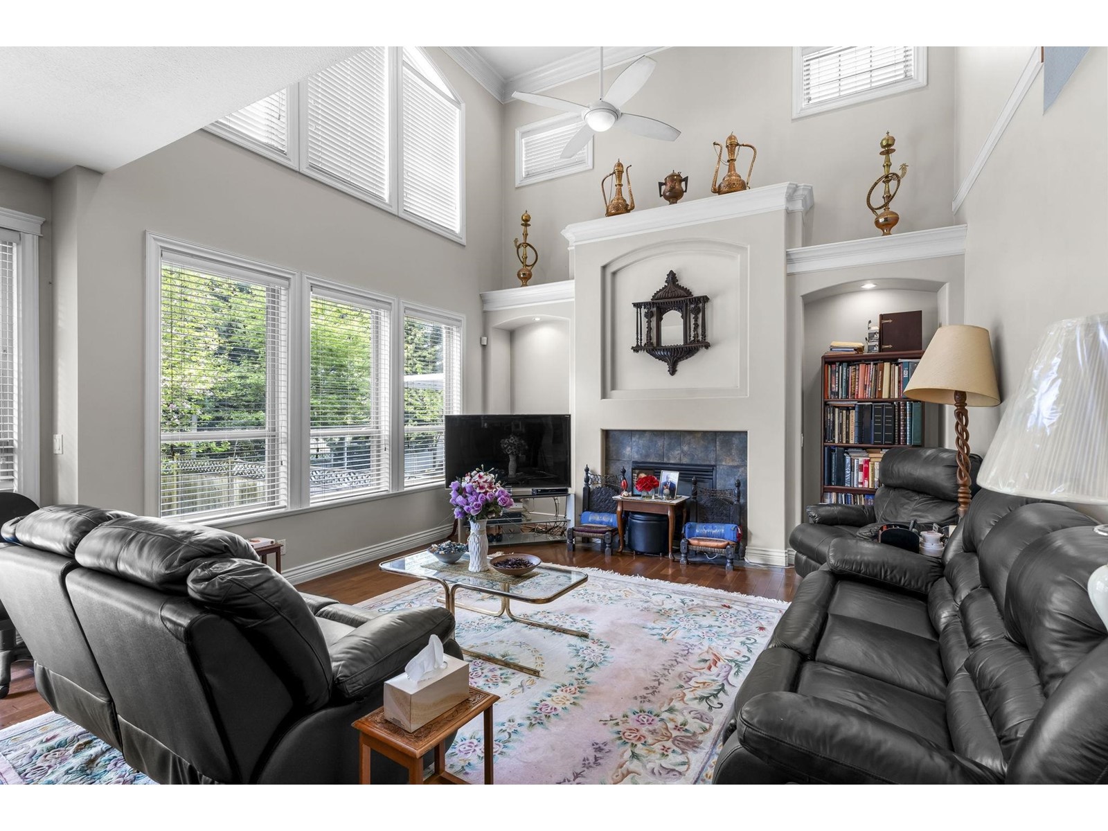 Photo 8 of 12038 59 Avenue, Surrey BC
