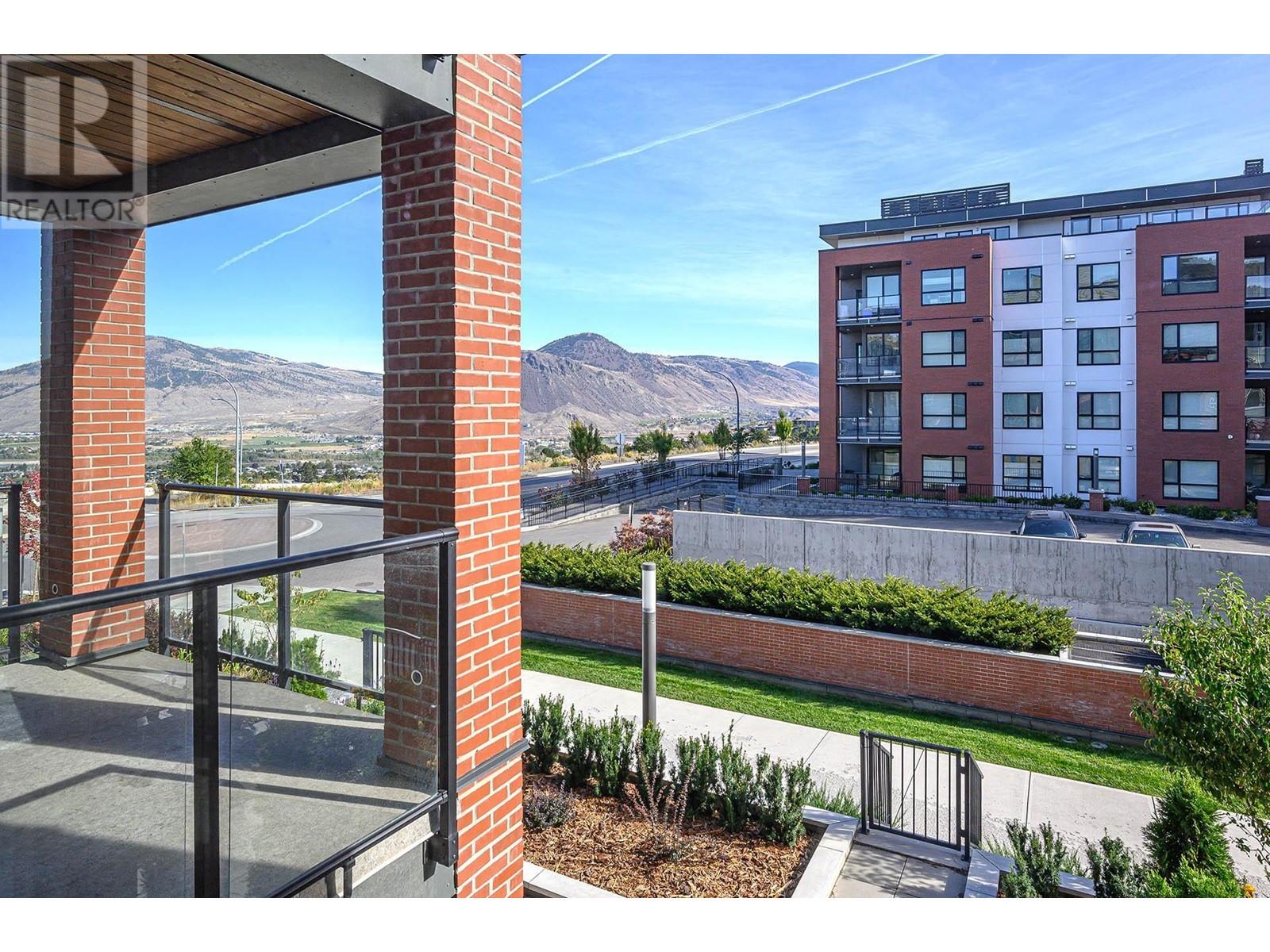 885 UNIVERSITY Drive Unit# 202, Kamloops