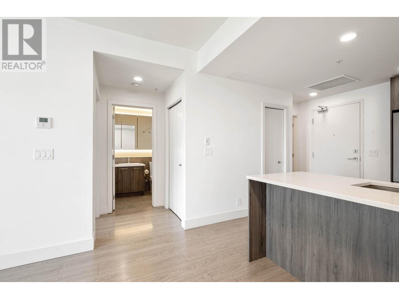 885 UNIVERSITY Drive Unit# 202, Kamloops
